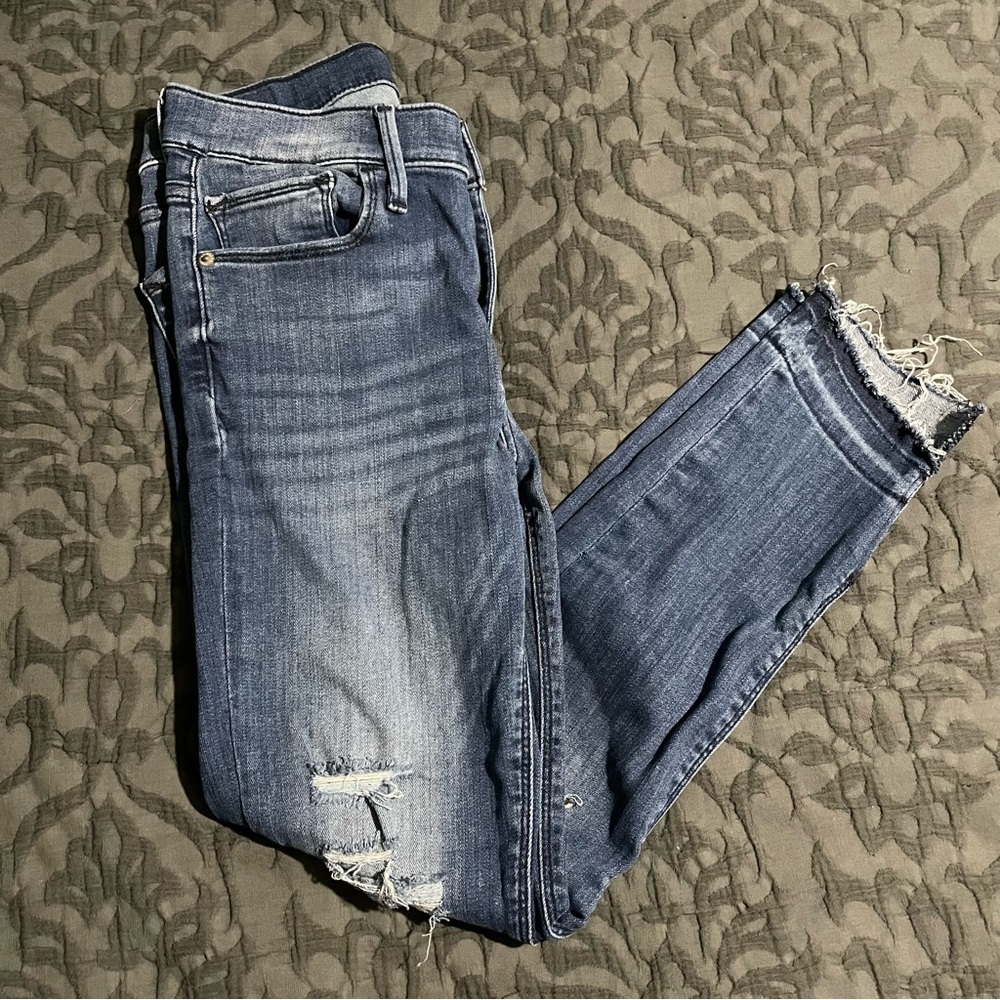 Like New Womans Express Jeans